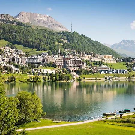 アパート Skyline 107 *