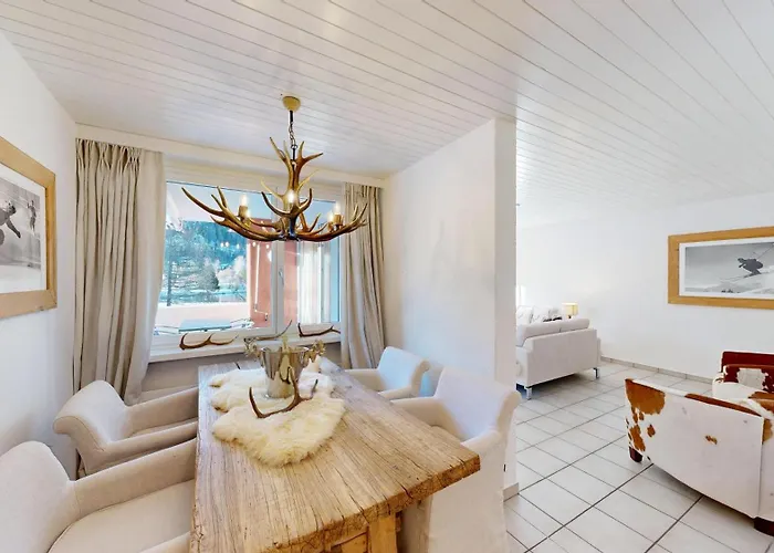 Apartament Skyline 107 *